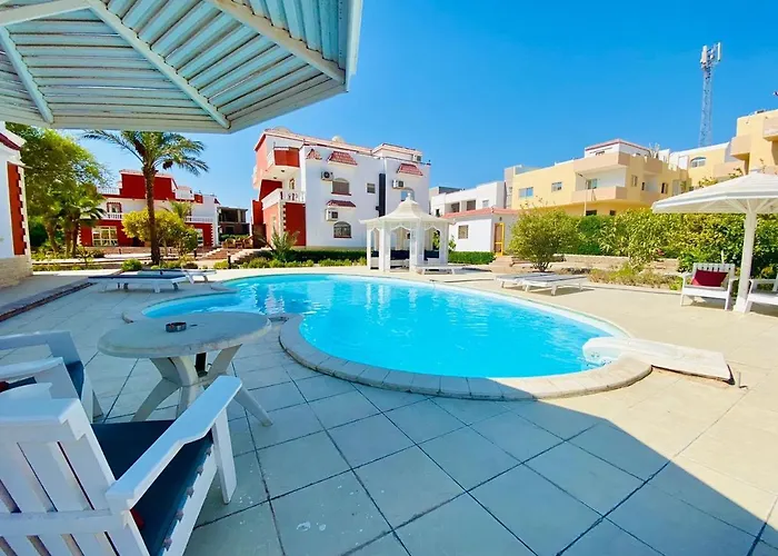 Moubark 6 Directly To The Swimming Pool Apartment *